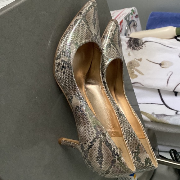 COPY - Nine West heels - Picture 2 of 7